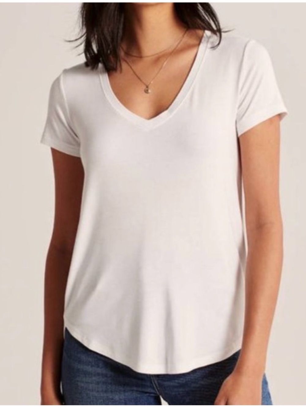 Abercrombie & Fitch white T-shirt